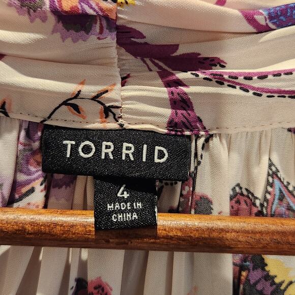 Torrid Womens Pink Floral Satin Bow Tie Front Halter Top Size 4X Flowy Romantic - Picture 3 of 11